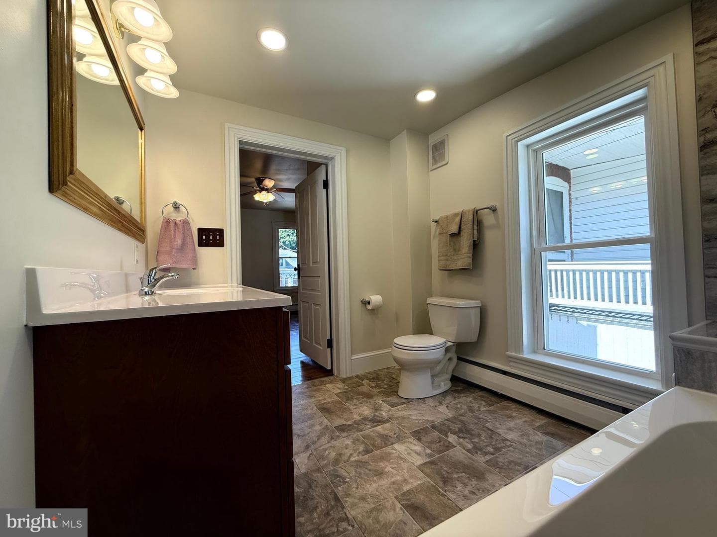 239 Washington Avenue photo 22