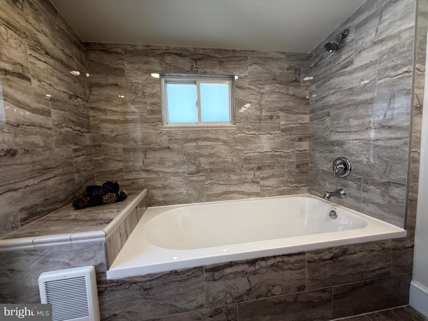 239 Washington Avenue photo 24