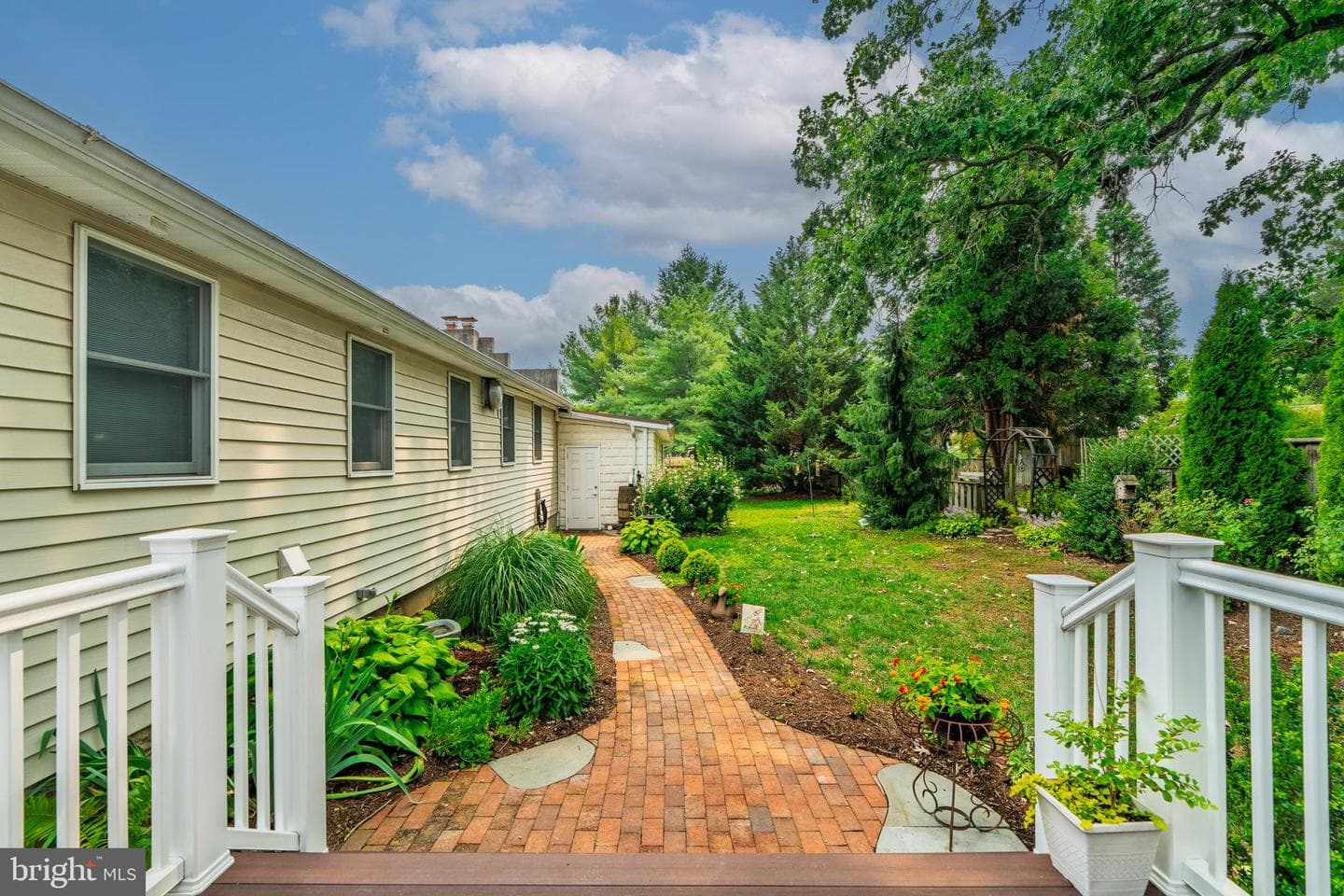 120 W Lemon Street photo 12