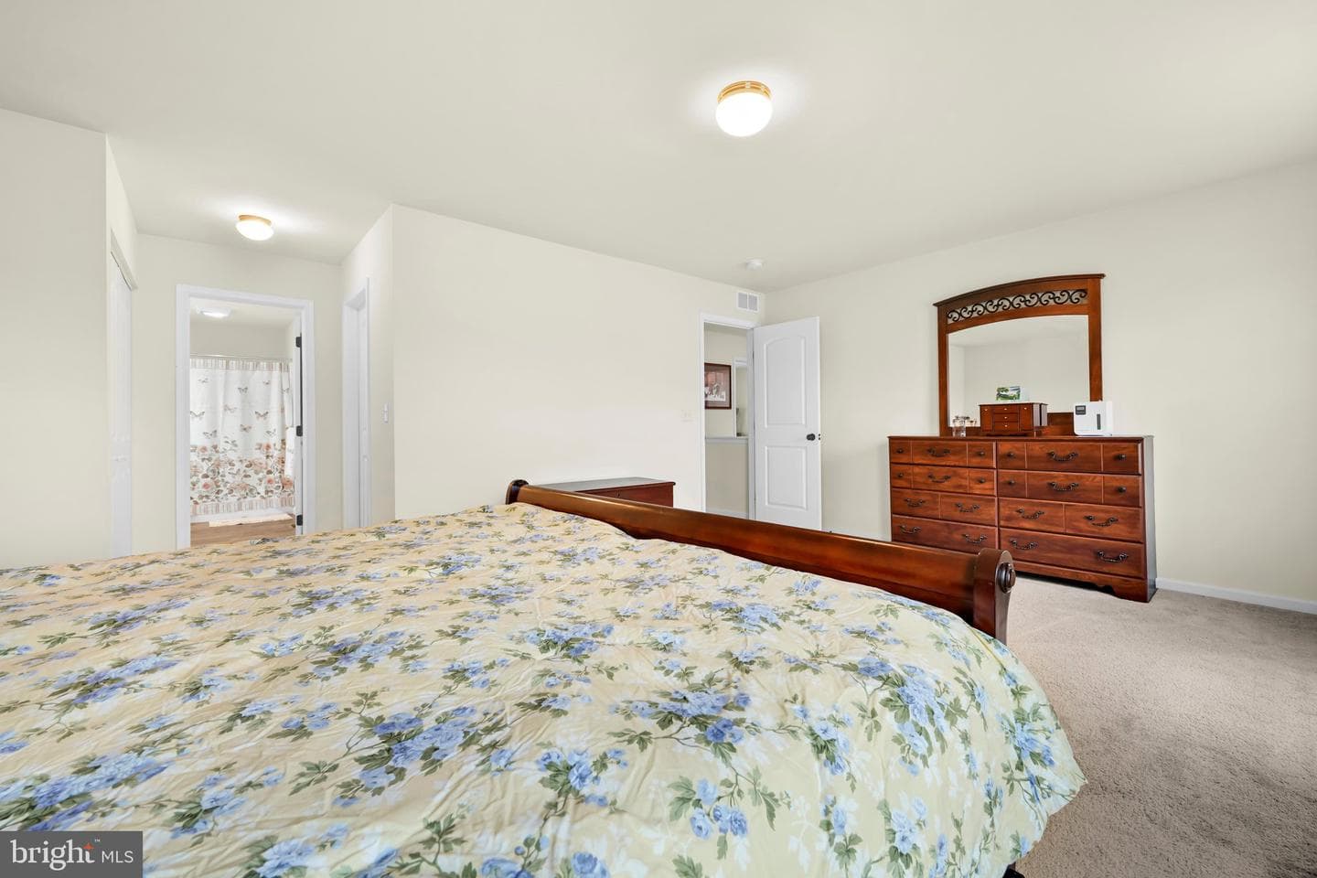 216 Darlington Court photo 17