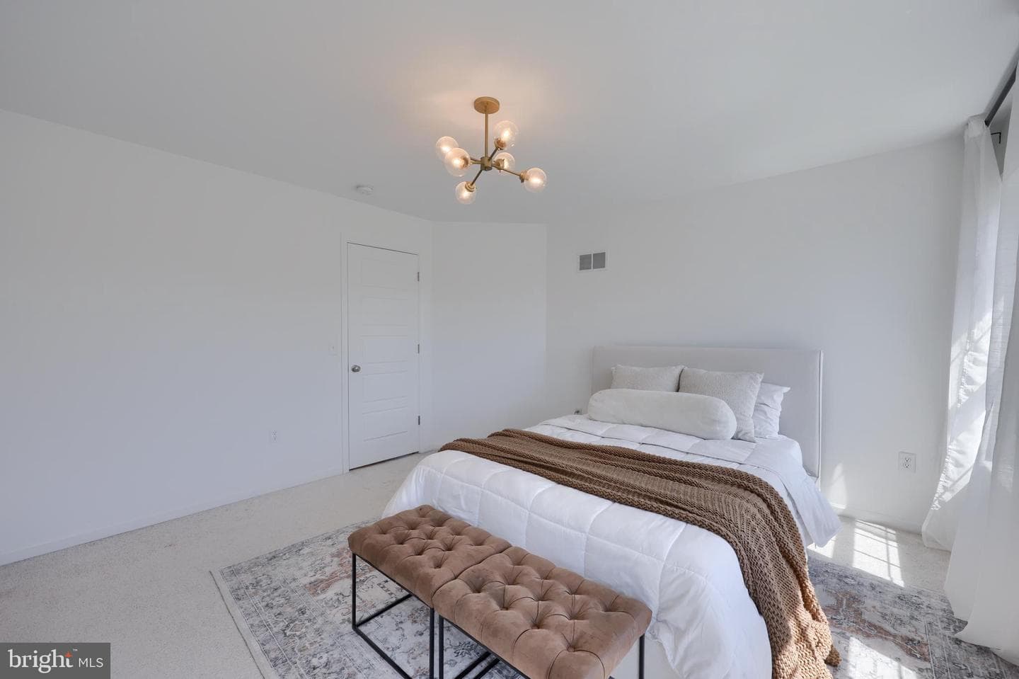 690 N Field Drive photo 22