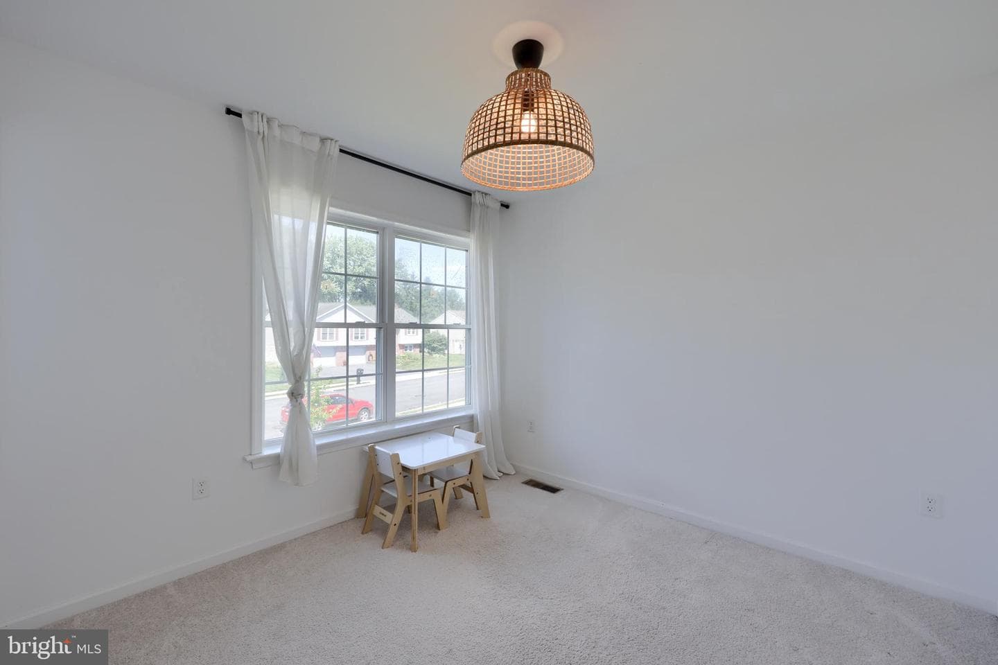 690 N Field Drive photo 26