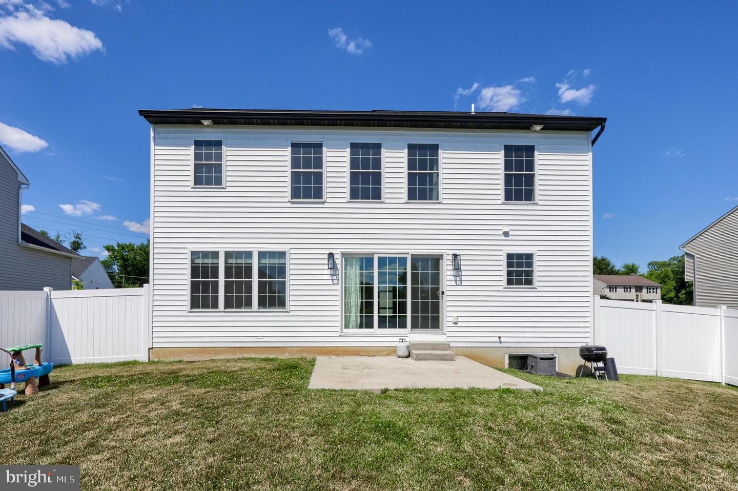 690 N Field Drive photo 30