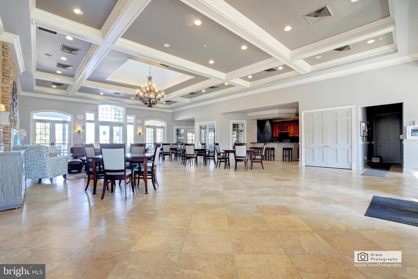 1546 Emerson Drive photo 58