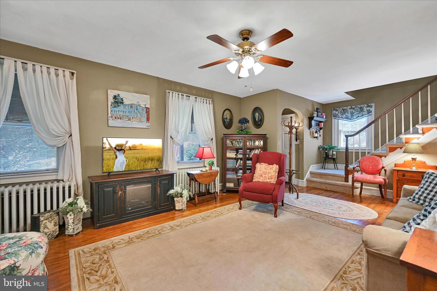 11 Union Avenue photo 12
