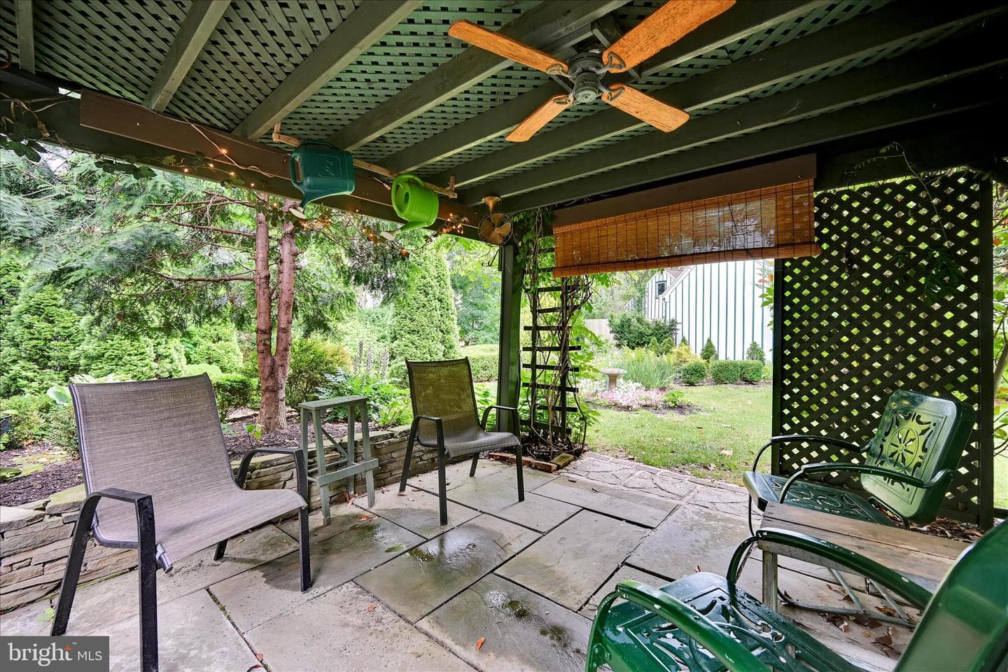 11 Union Avenue photo 37