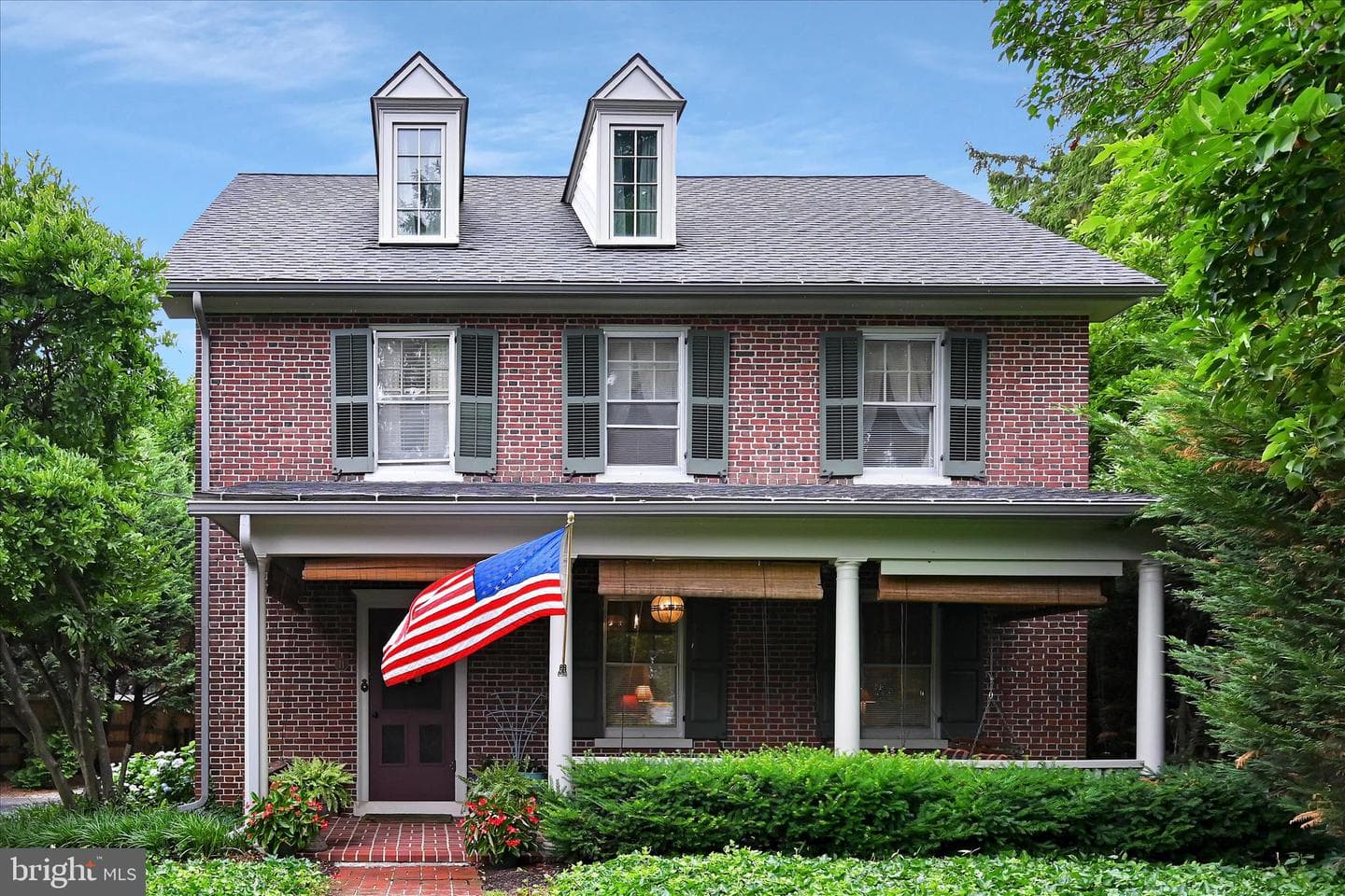 11 Union Avenue photo 49