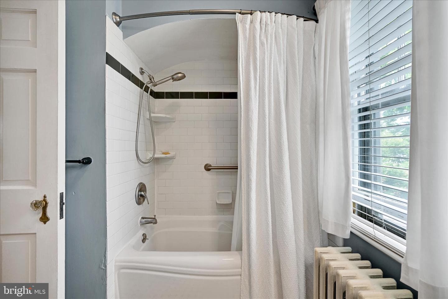 11 Union Avenue photo 68