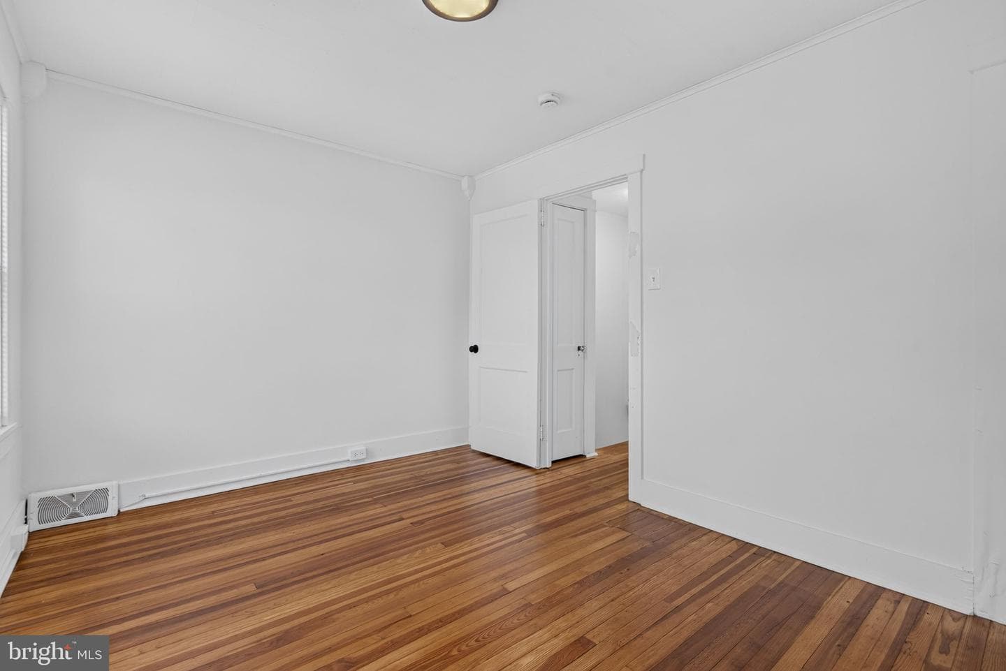 661 Lehigh Avenue photo 15