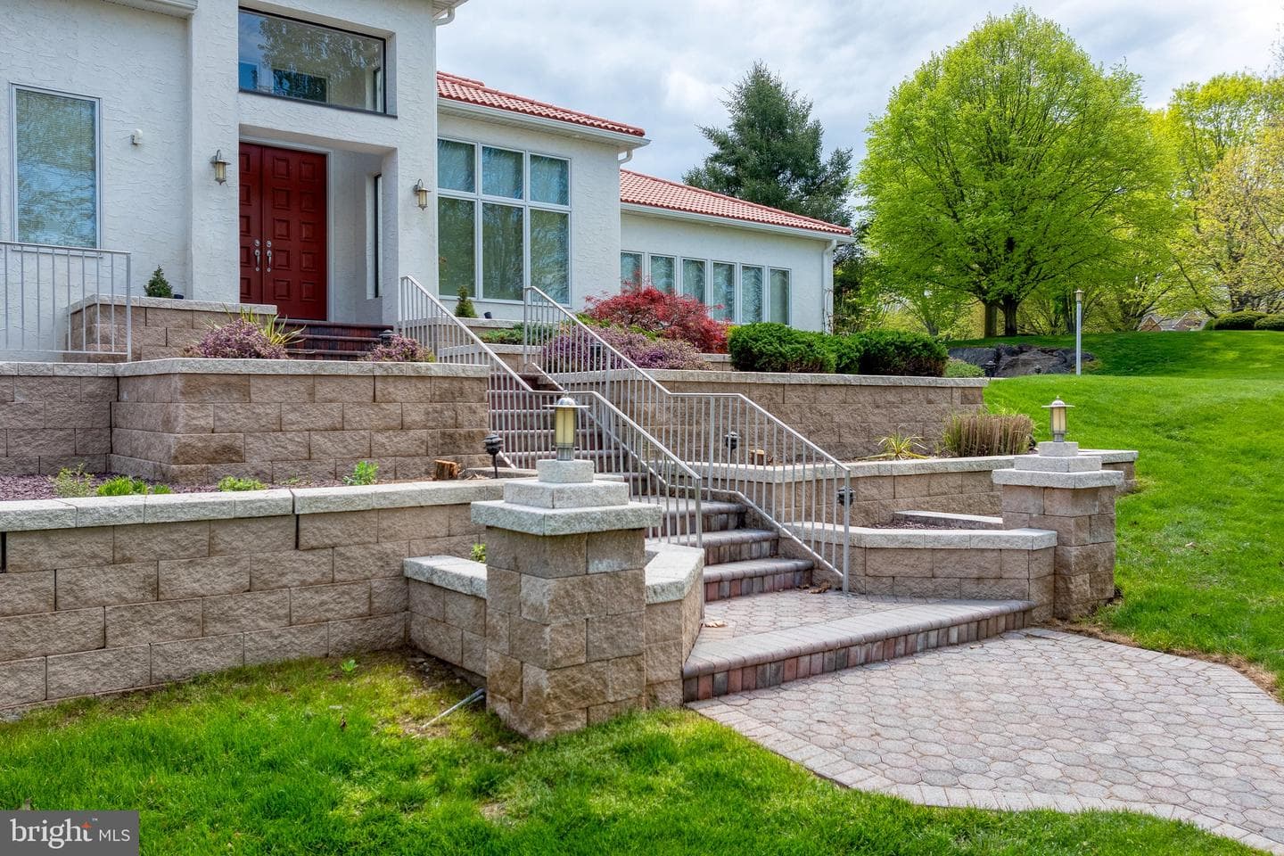 23 Deerfield Road photo 9