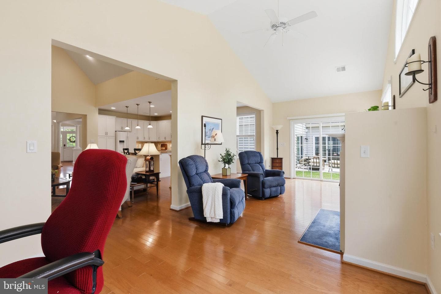 1063 Presidents Drive photo 22