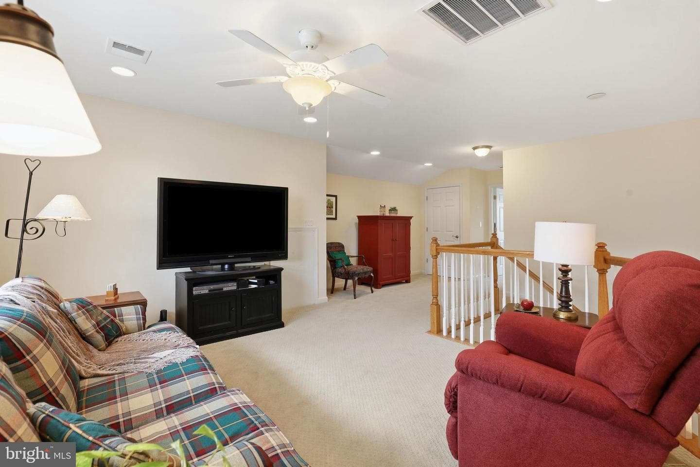 1063 Presidents Drive photo 35