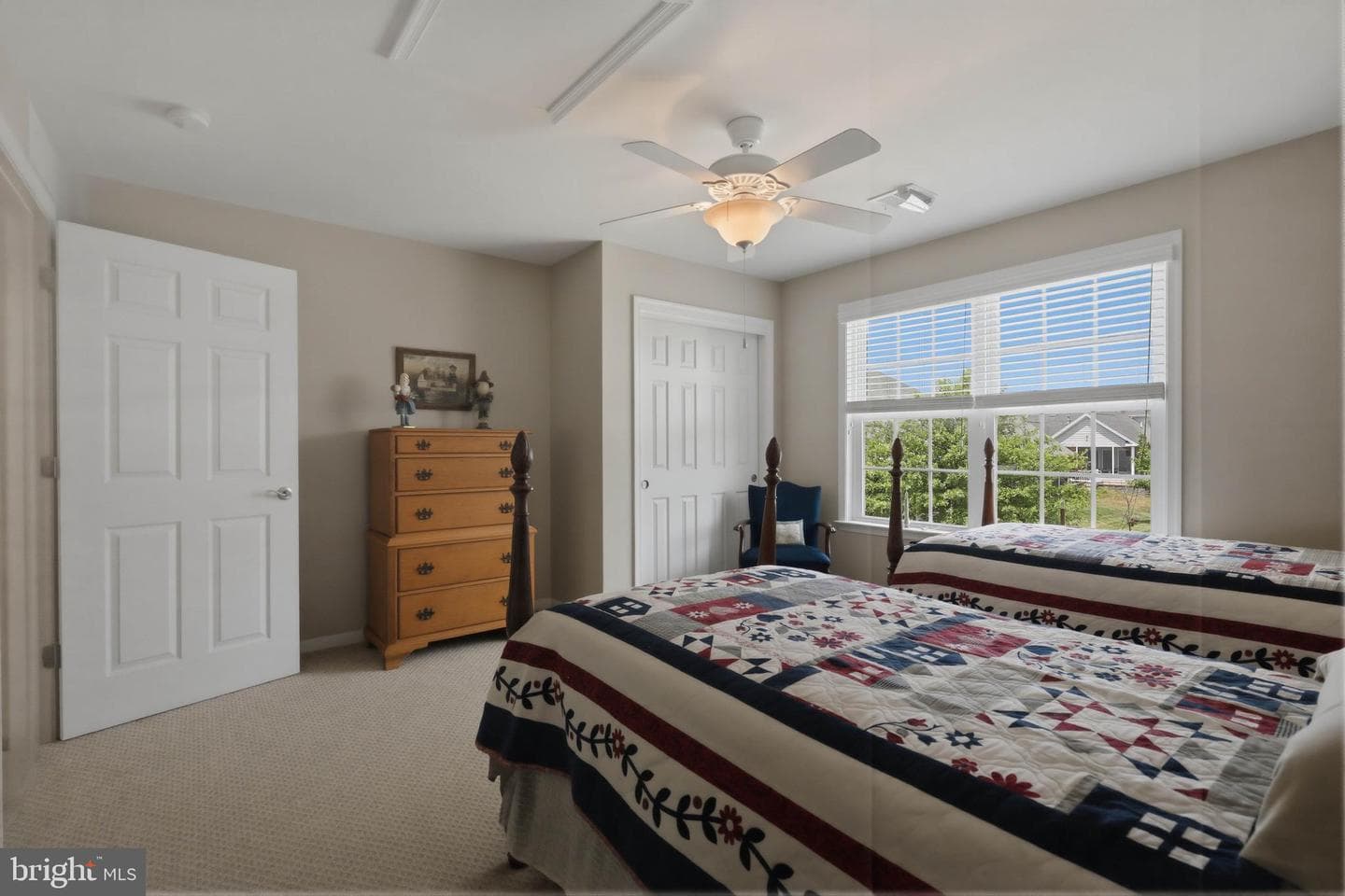 1063 Presidents Drive photo 40