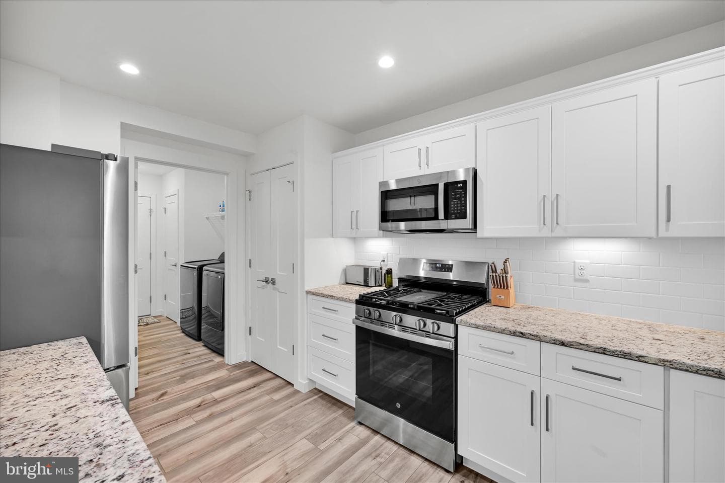 823 Talon Way photo 11