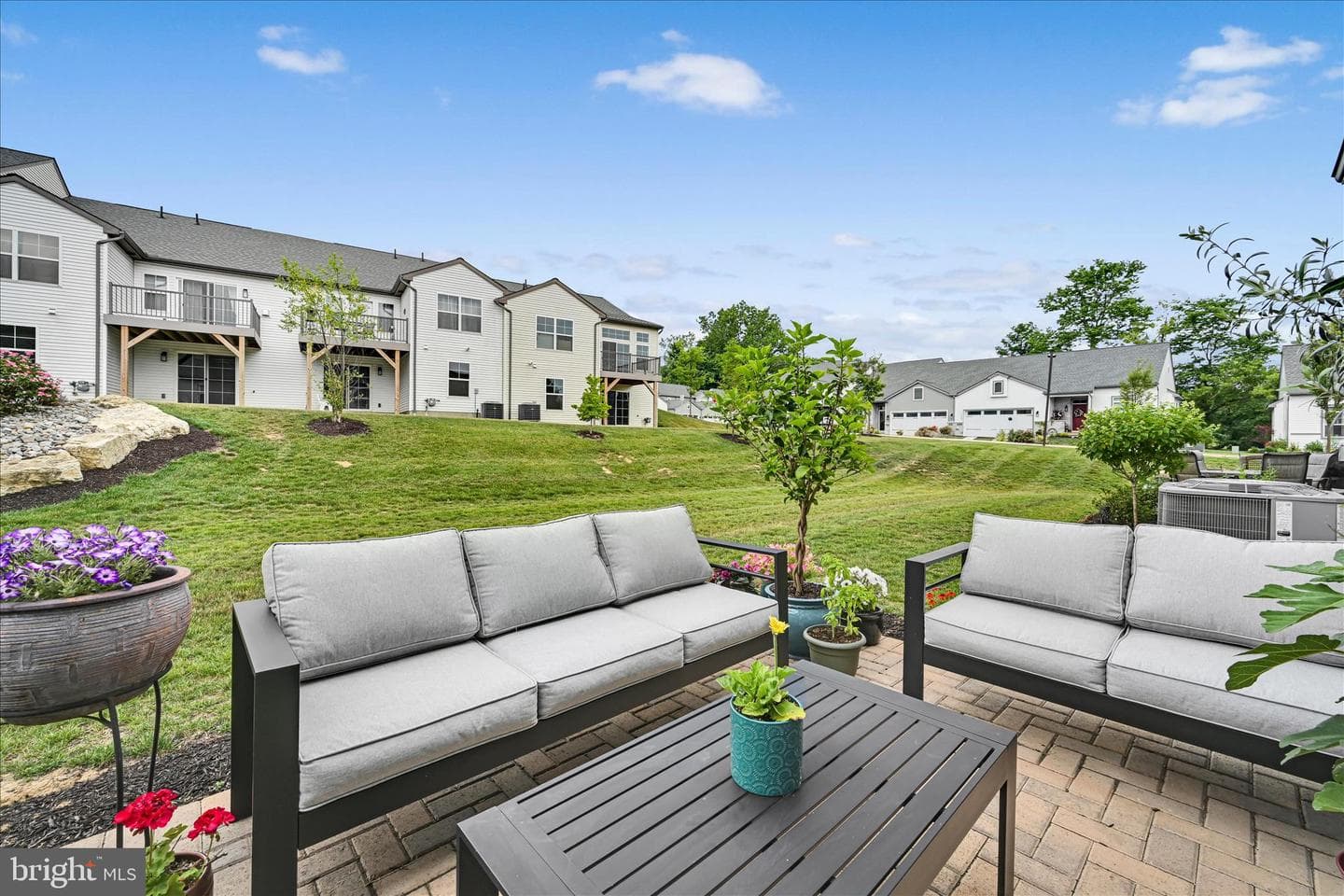 823 Talon Way photo 27