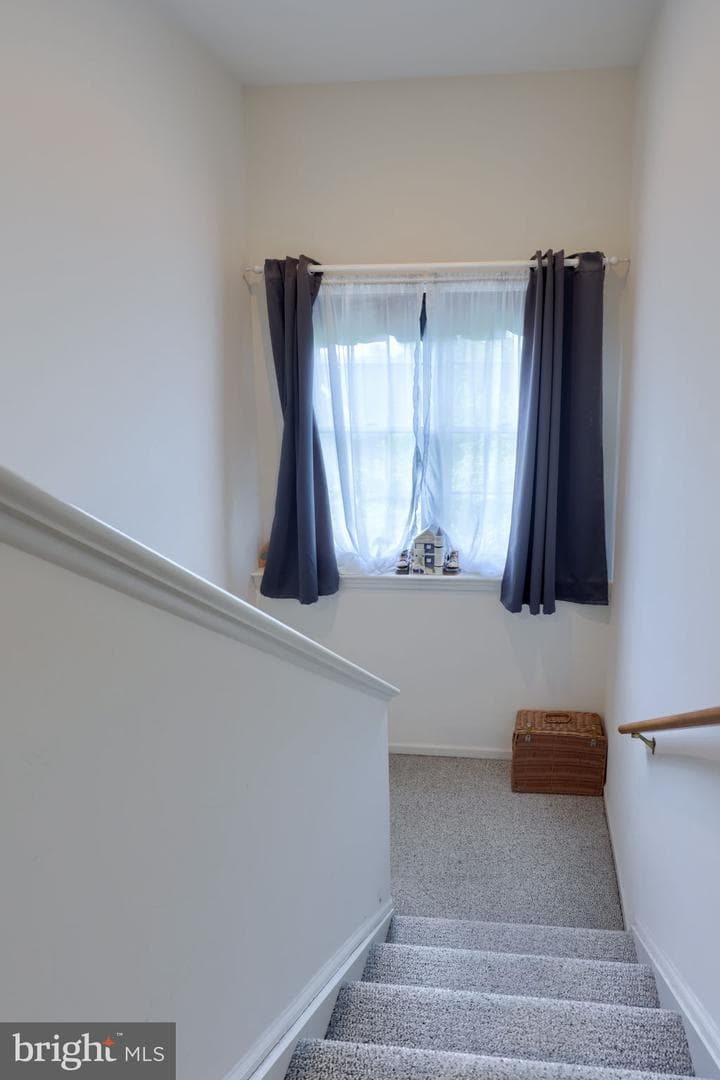 17 Georgetown Court photo 27