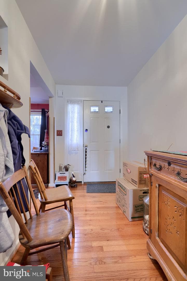 17 Georgetown Court photo 5