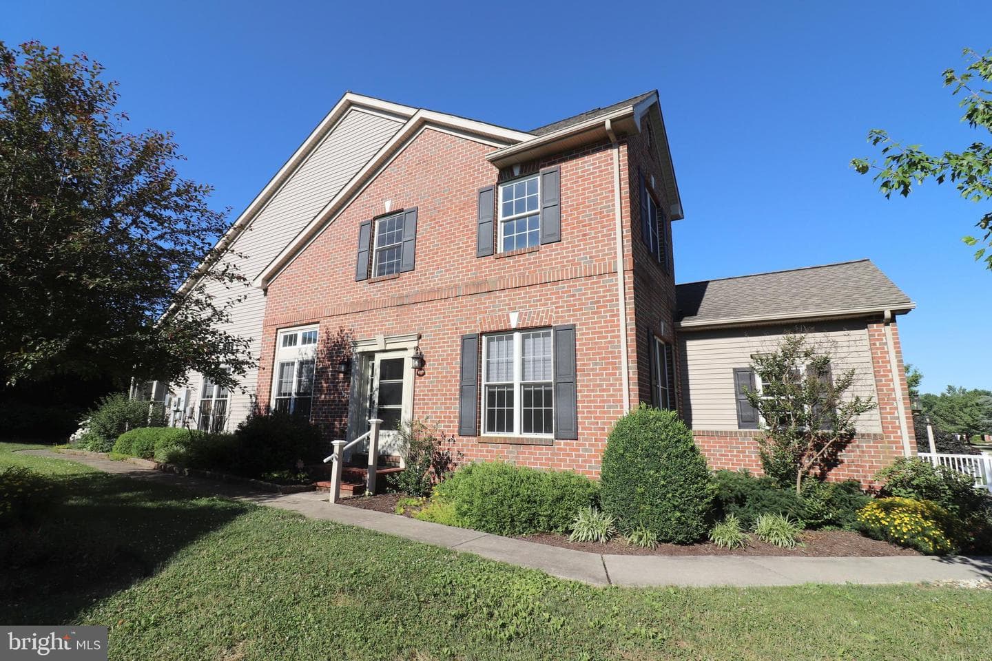 61 Weaver Avenue