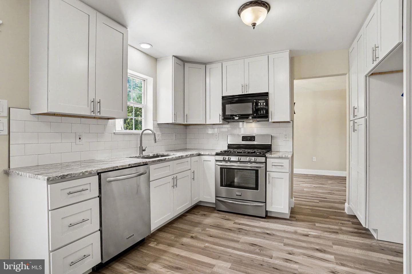 9 Baldwin Drive photo 12