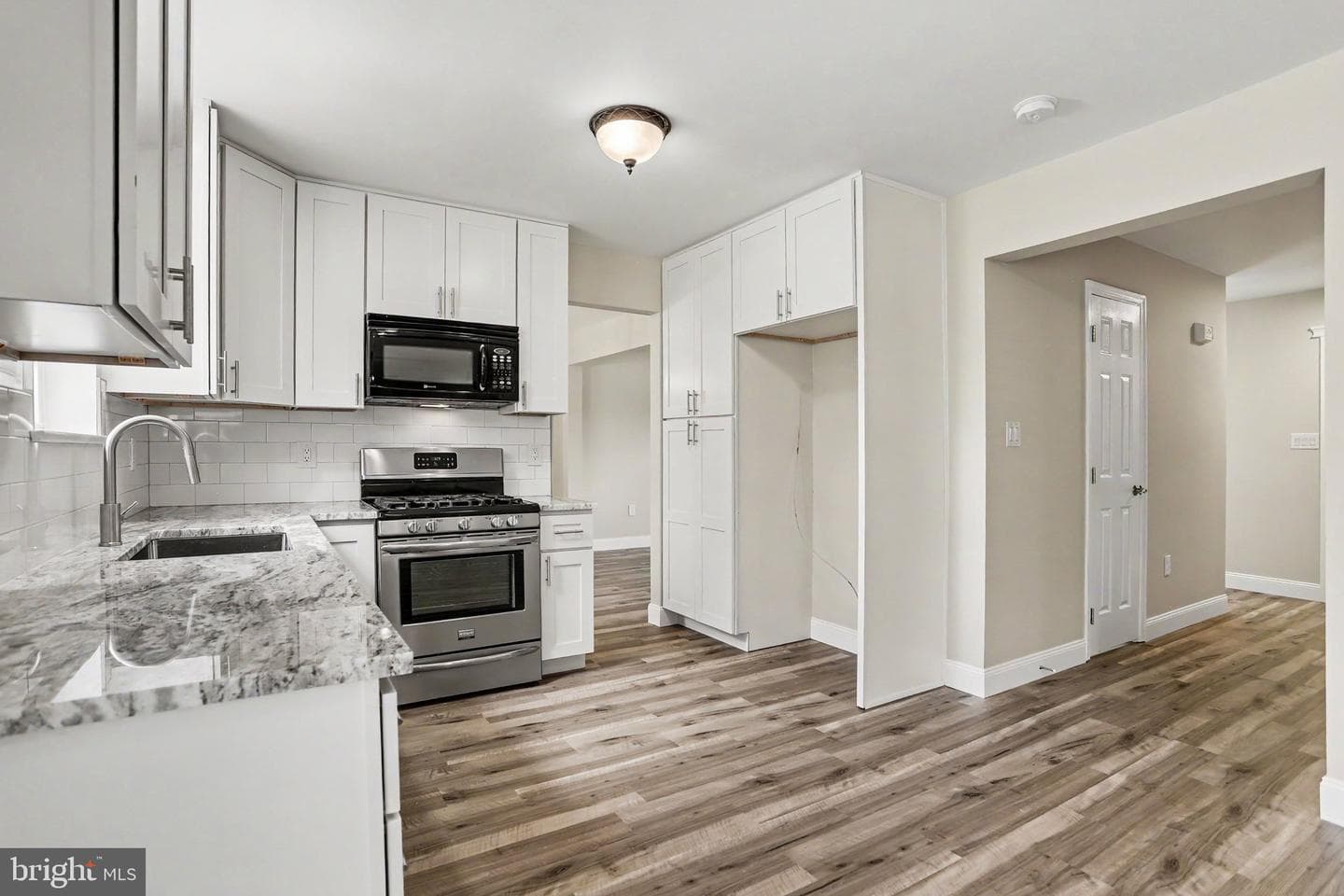 9 Baldwin Drive photo 13