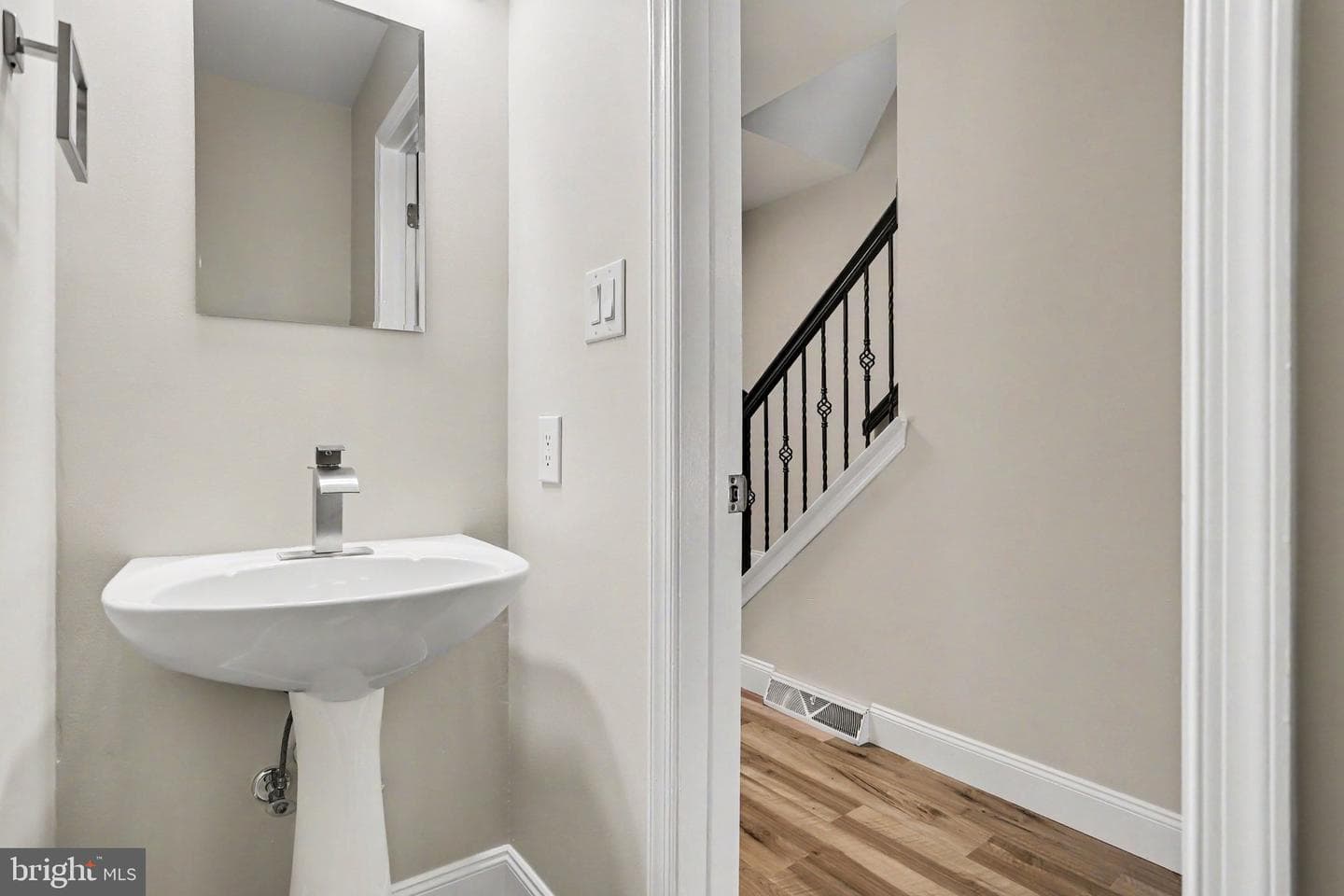 9 Baldwin Drive photo 14
