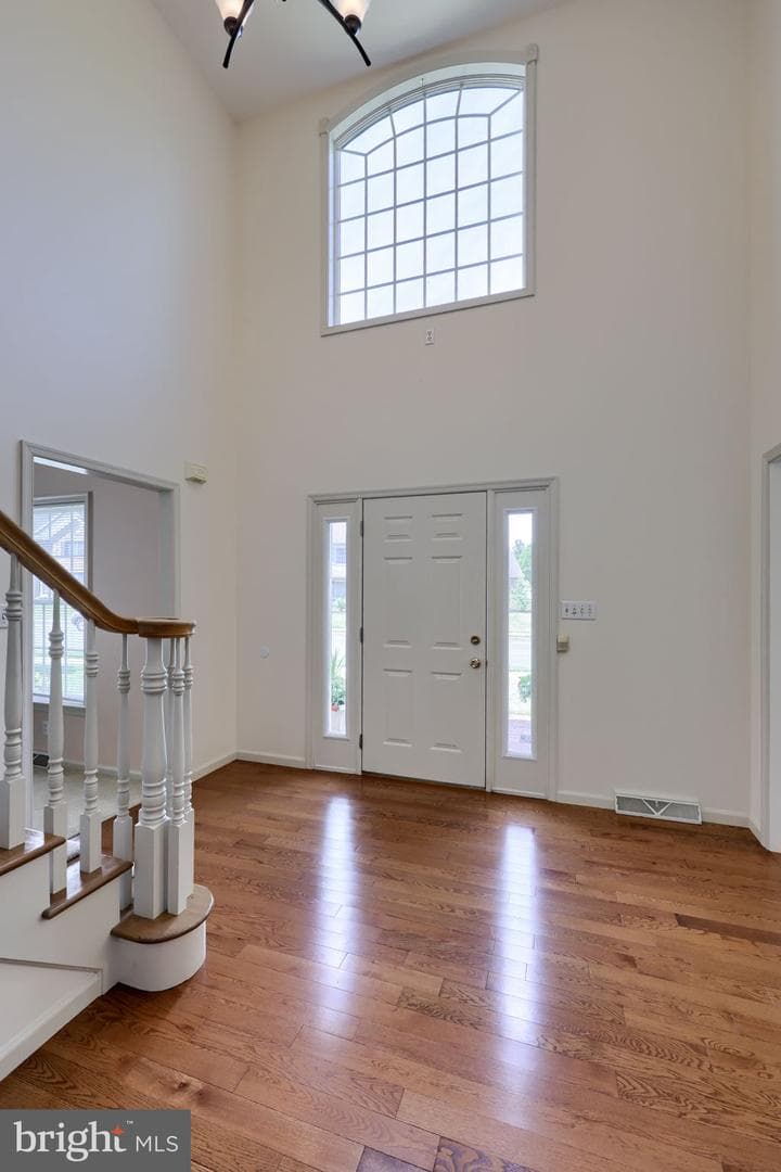 1015 Martin Avenue photo 9