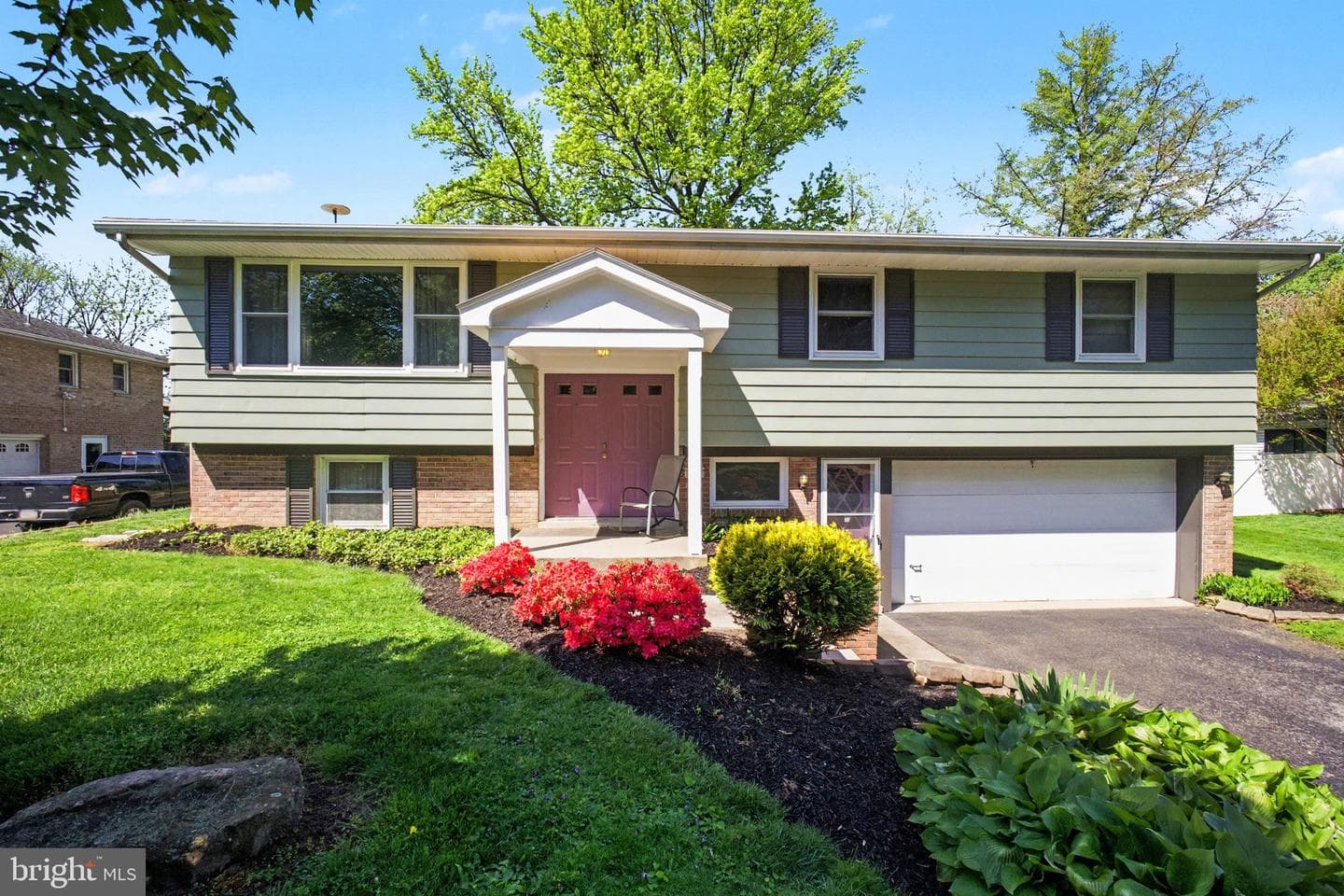 1811 Amity Drive