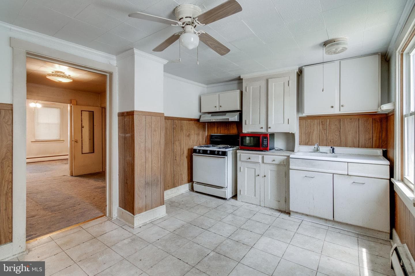 511 E Market Street photo 3