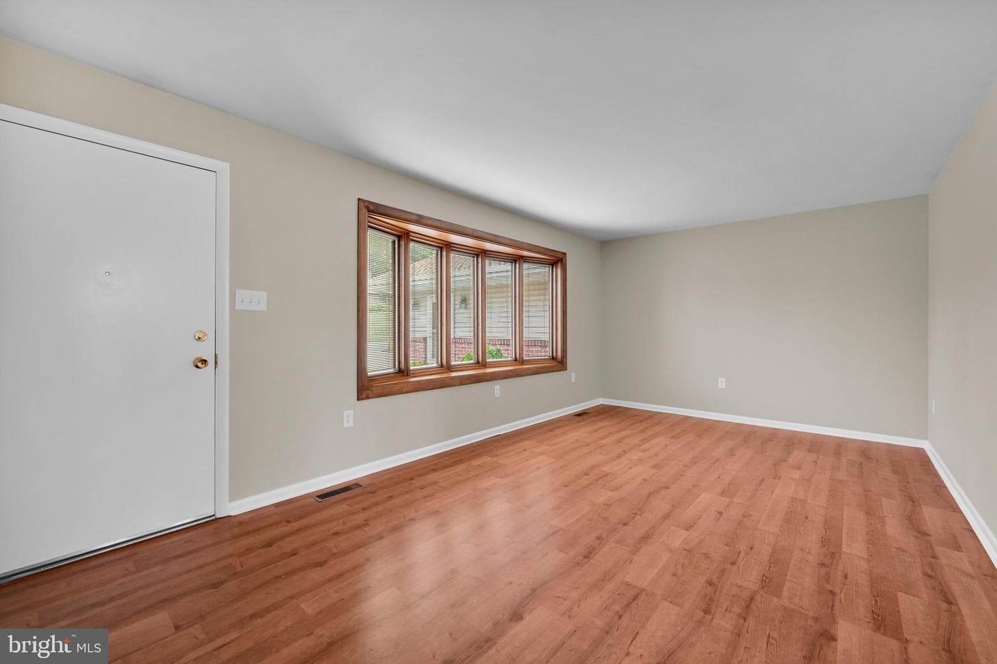 765 Brandt Street photo 6