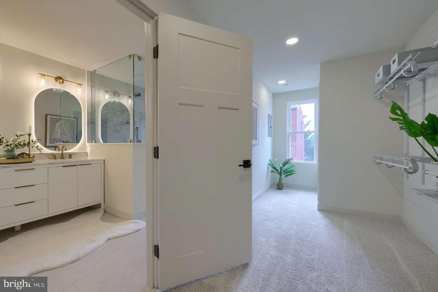 234 E Fulton Street photo 46