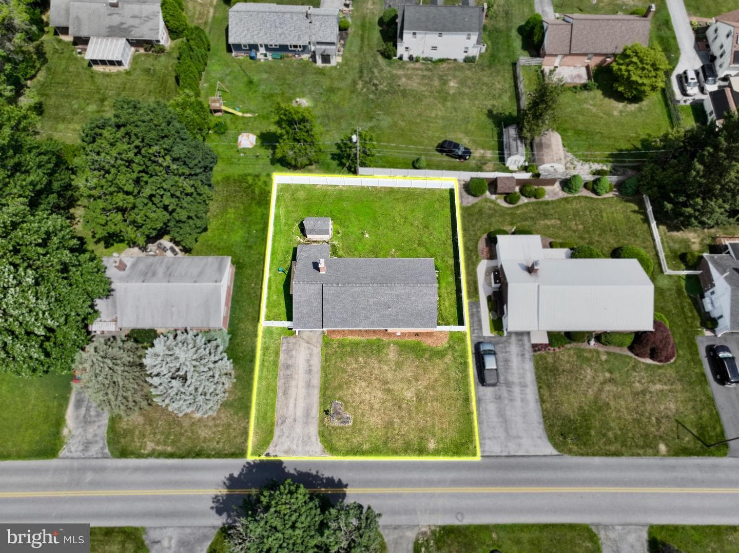 55 Stanley Avenue photo 30