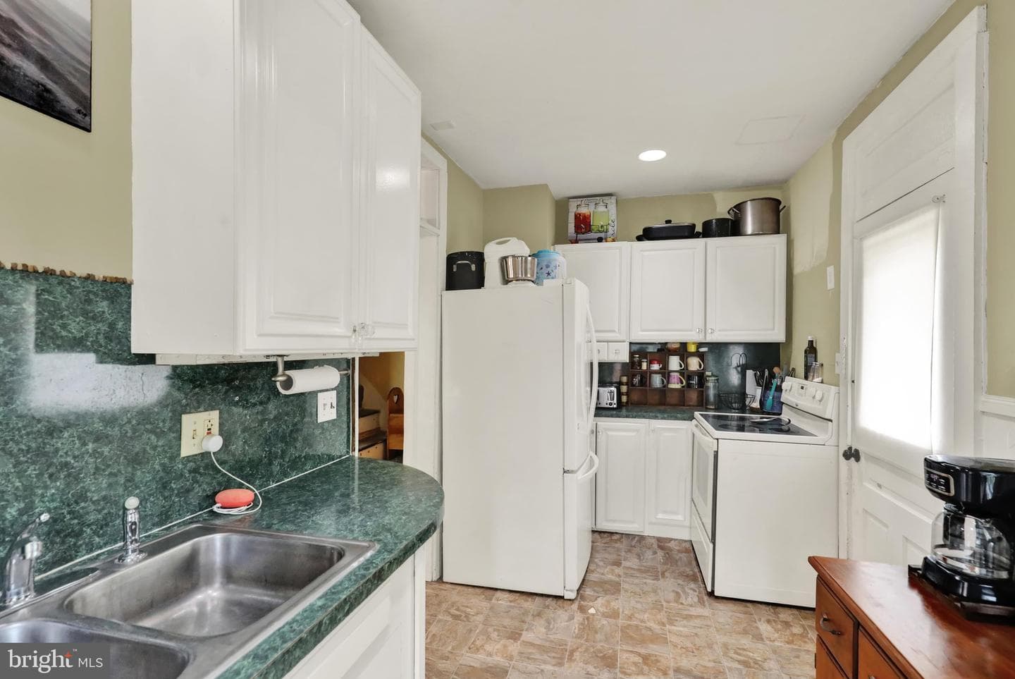 236 Church Avenue photo 11
