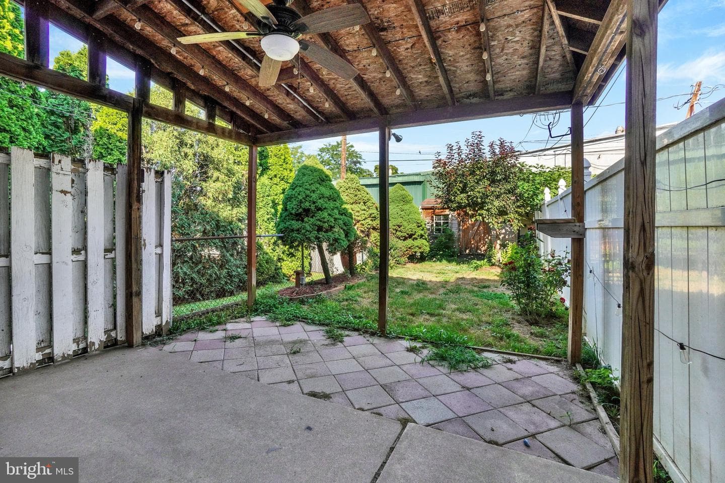 208 S 6th Street photo 23