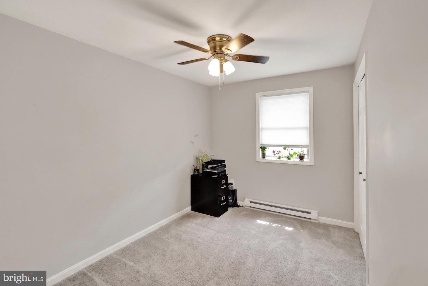 220 Pleasant Valley Road photo 17