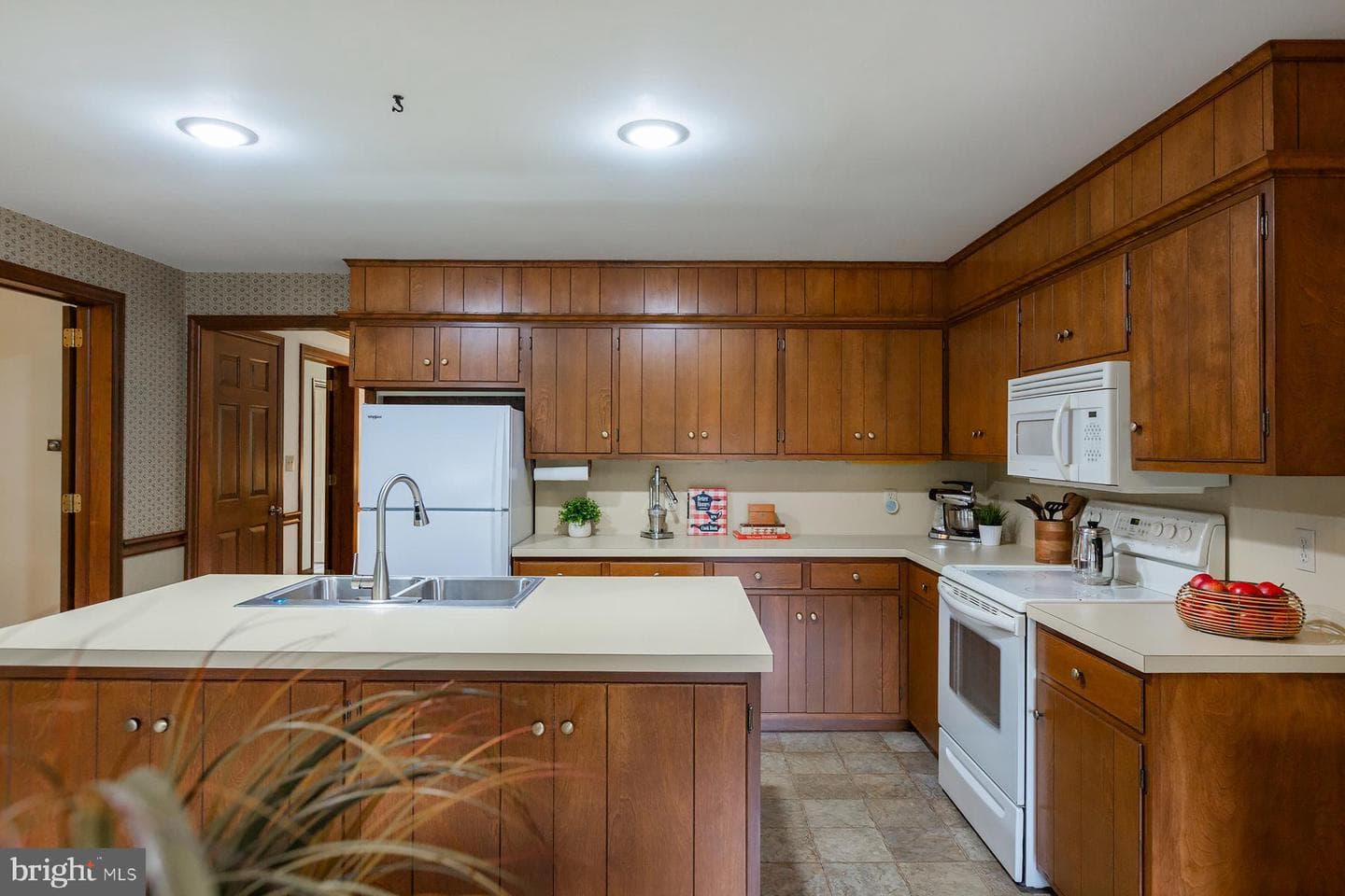 743 Barrholly Drive photo 27