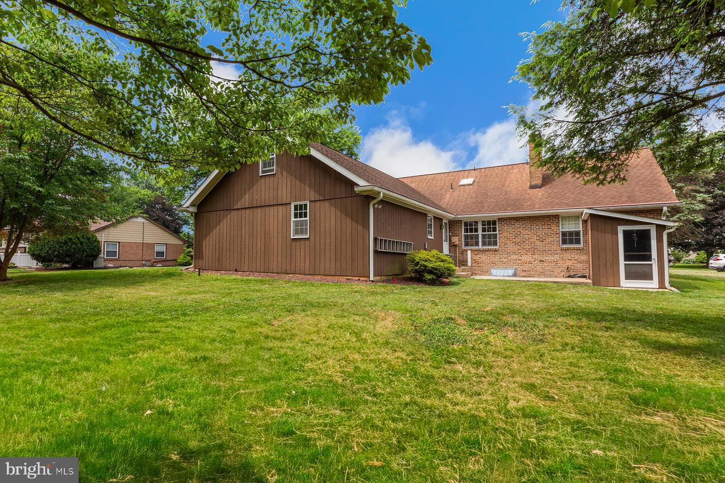 743 Barrholly Drive photo 82