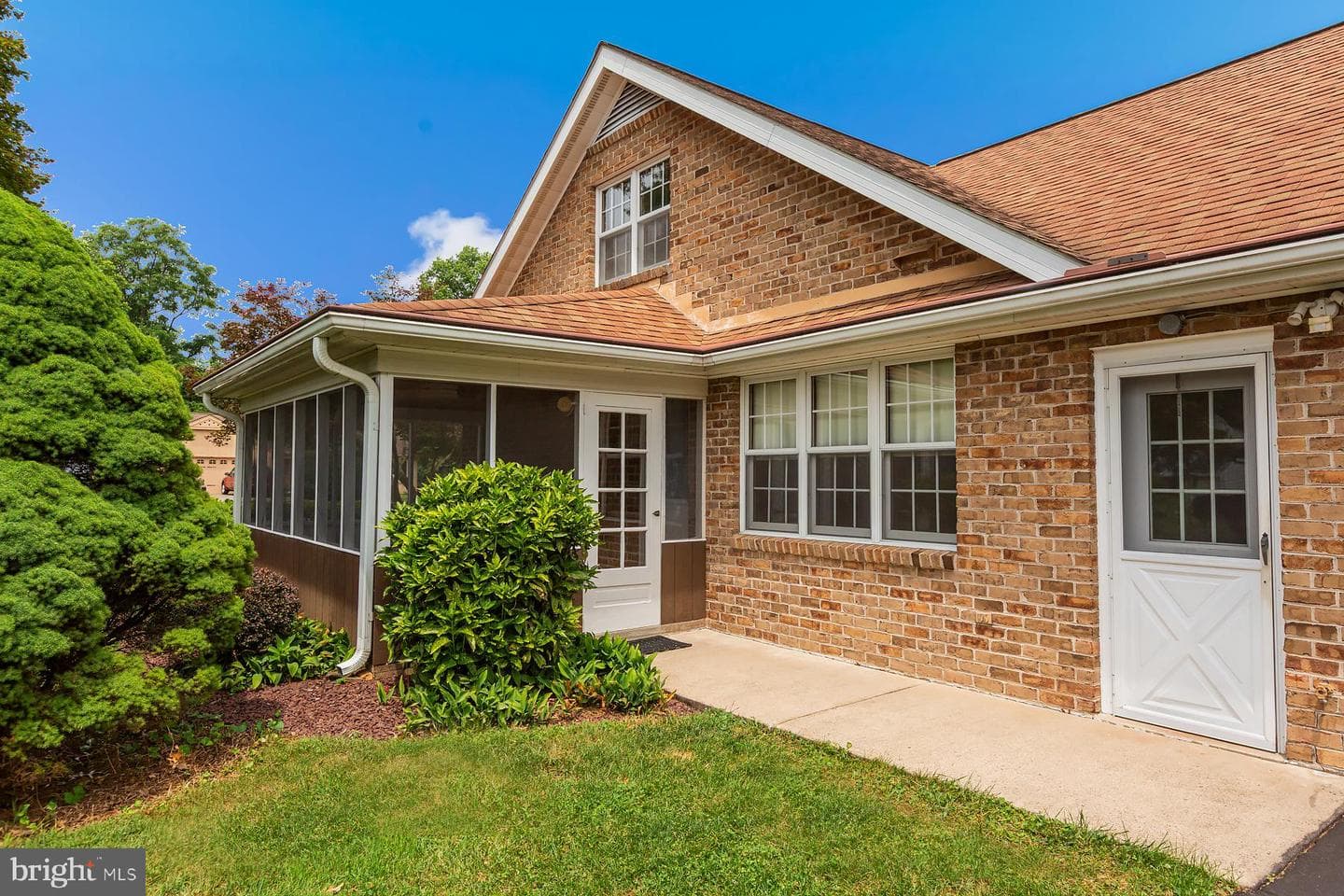 743 Barrholly Drive photo 85