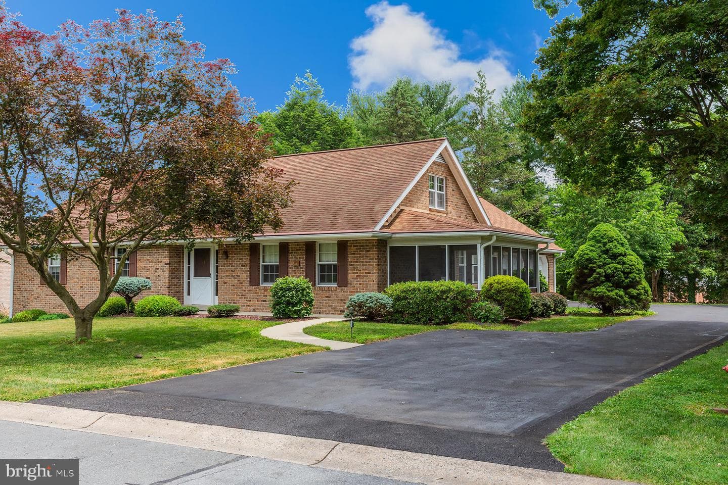 743 Barrholly Drive photo 89