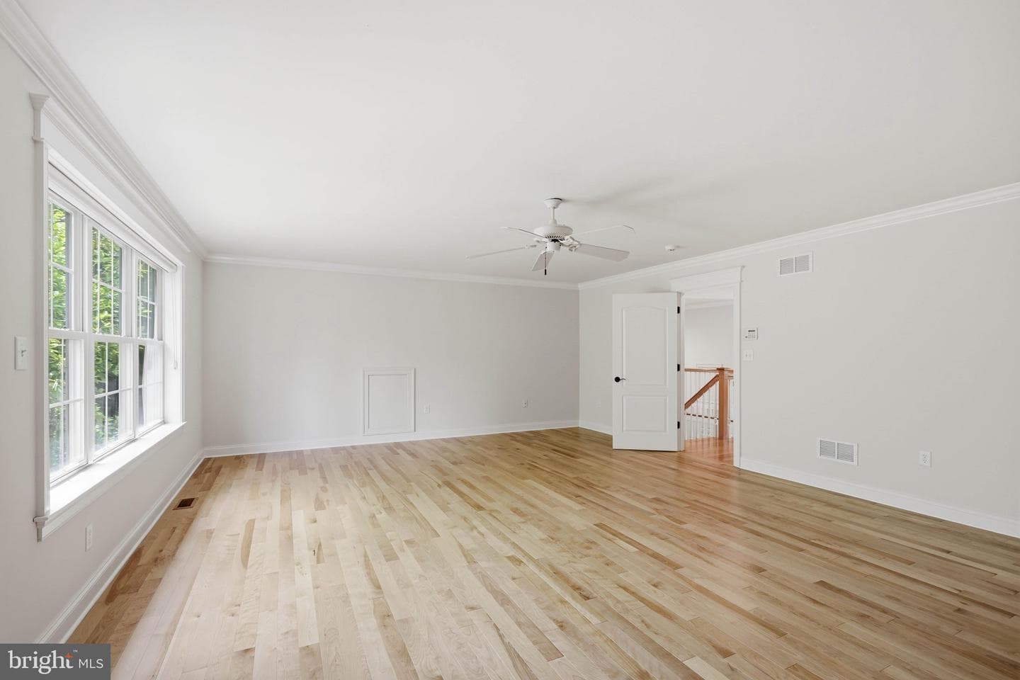 340 Royal Hunt Way photo 31