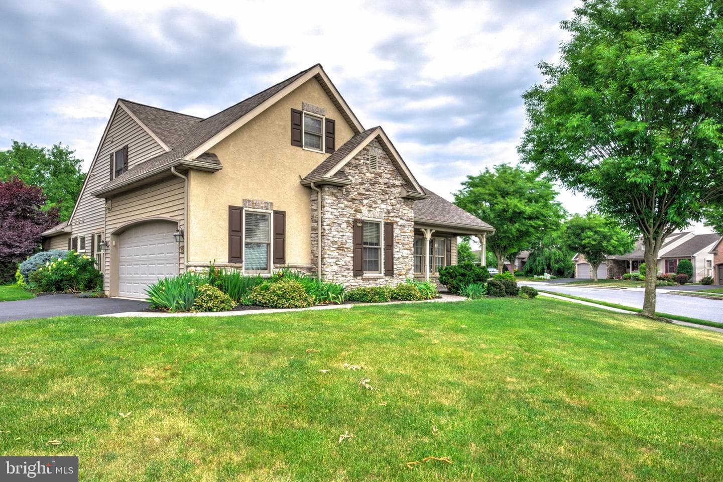 749 Heather Ridge, Manheim