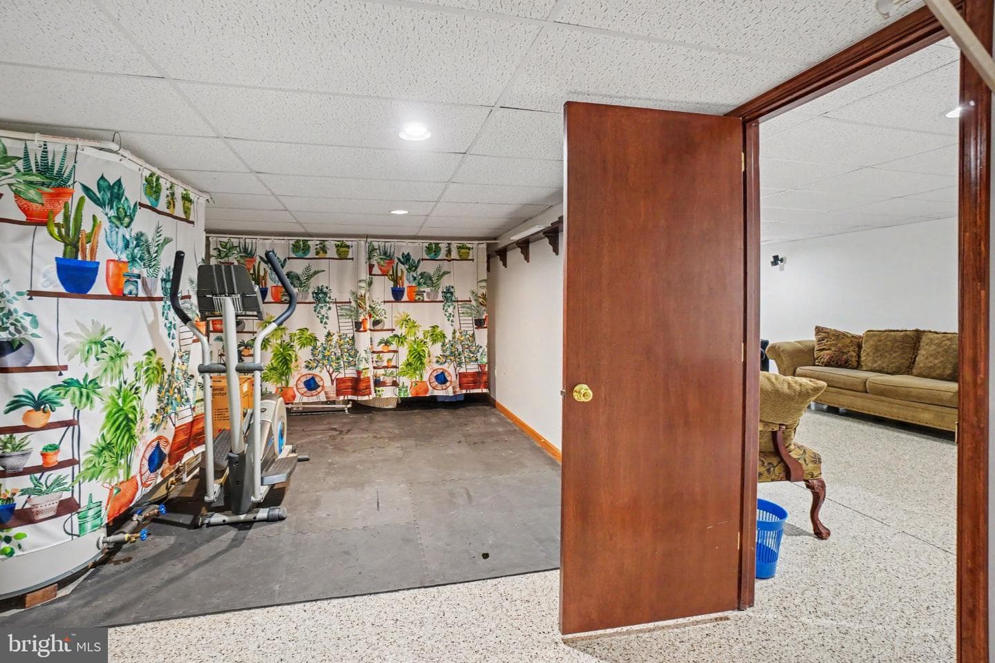 192 Fairway Drive photo 32