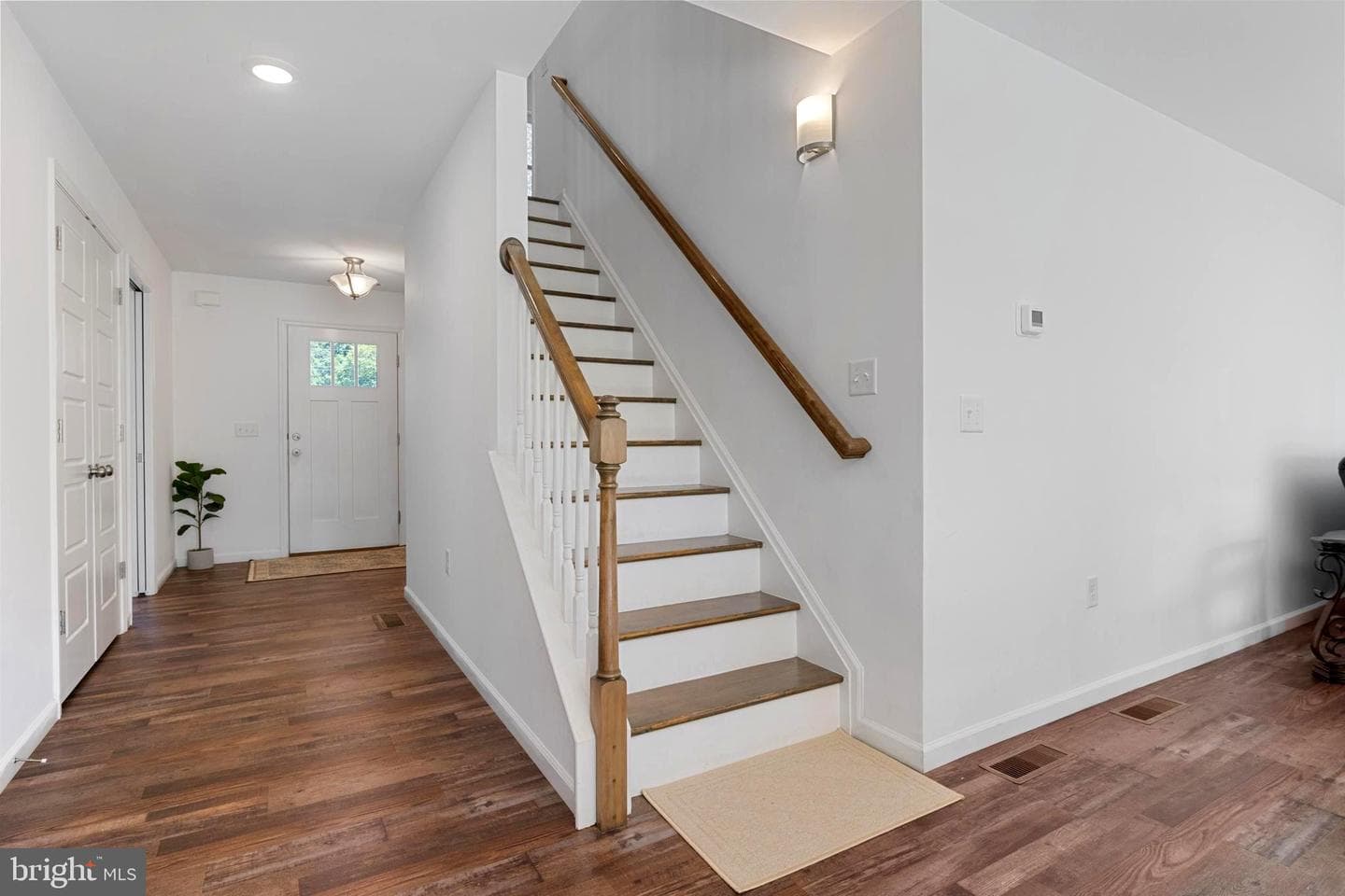 645 N Pier Drive photo 15
