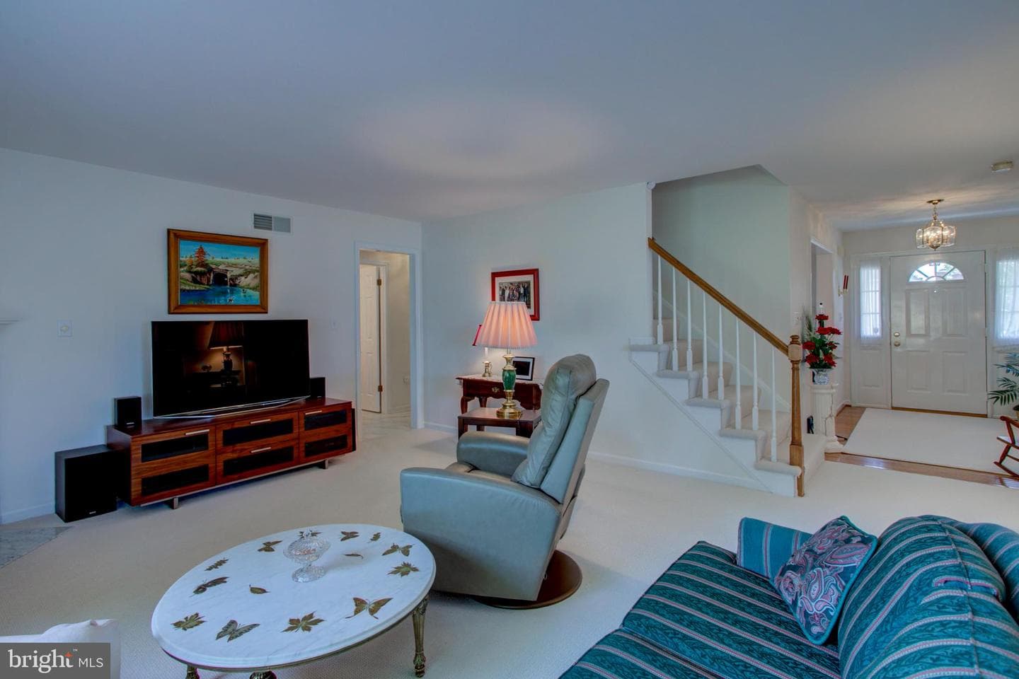 2041 Harrogate Road photo 17