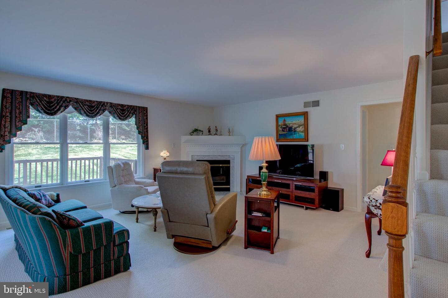 2041 Harrogate Road photo 18