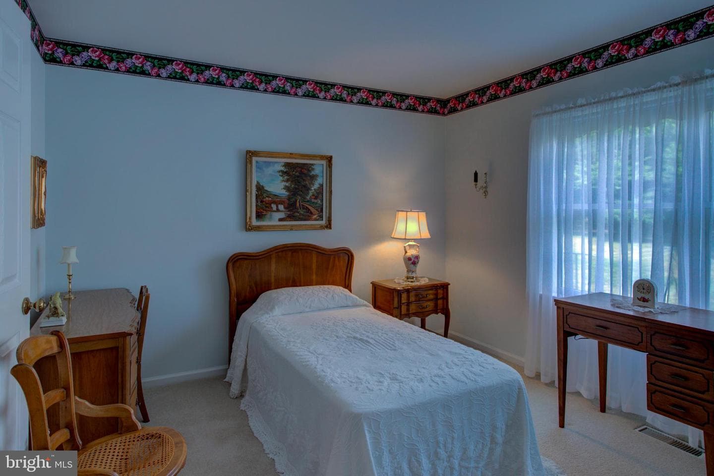 2041 Harrogate Road photo 32