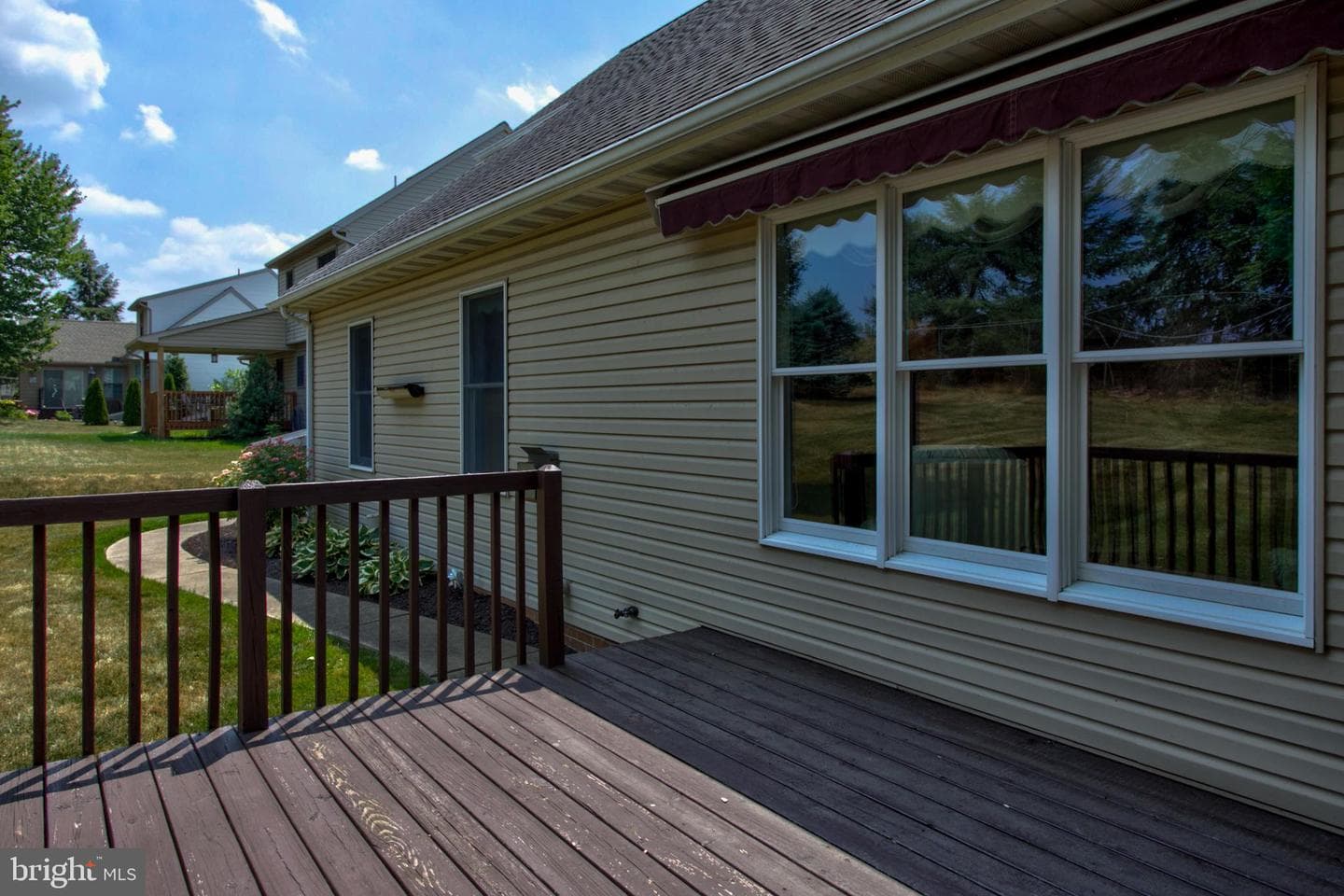 2041 Harrogate Road photo 38