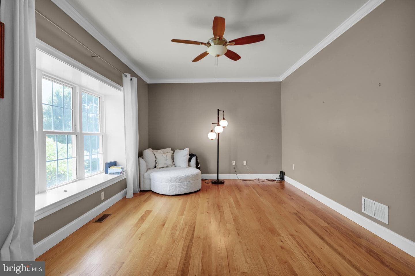 339 Spurrier Drive photo 9