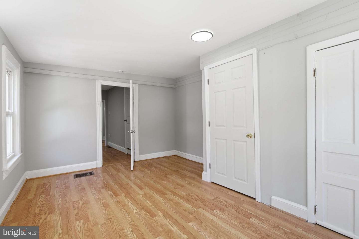624 Poplar Street photo 18
