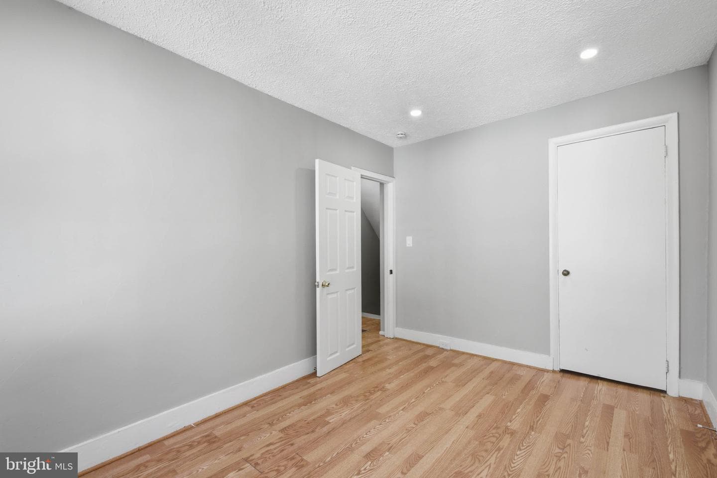 624 Poplar Street photo 22