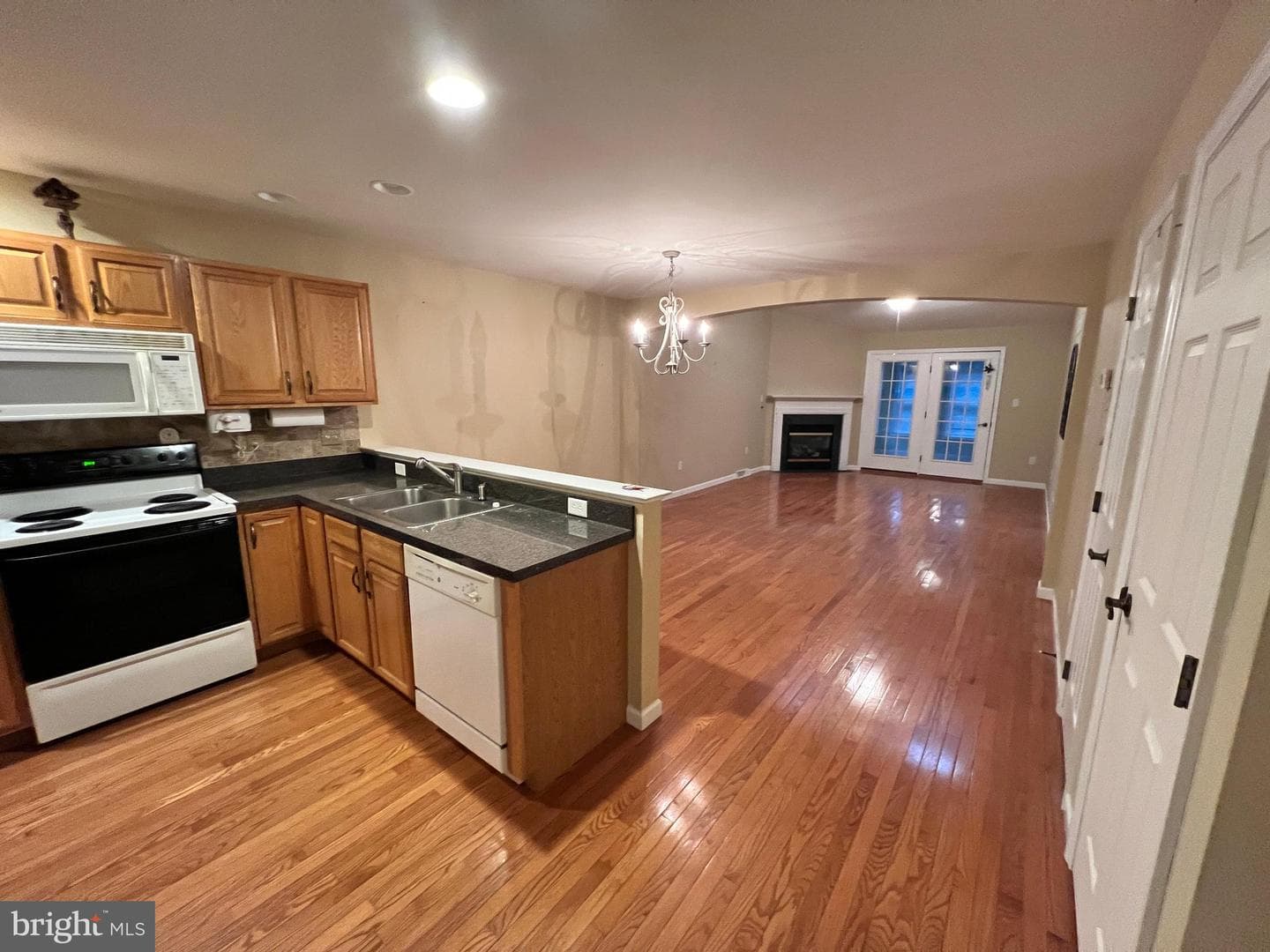 413 Thrush Drive photo 5